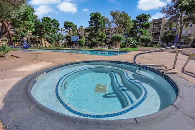 750 South Royal Crest Circle 312, Las Vegas, NV 89169