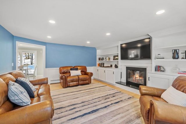 2 Greybirch Road, Andover, MA 01810