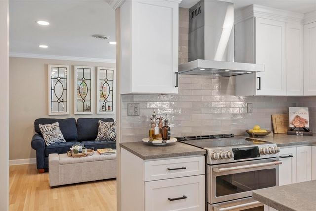 2 Greybirch Road, Andover, MA 01810