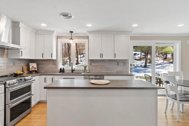 2 Greybirch Road, Andover, MA 01810