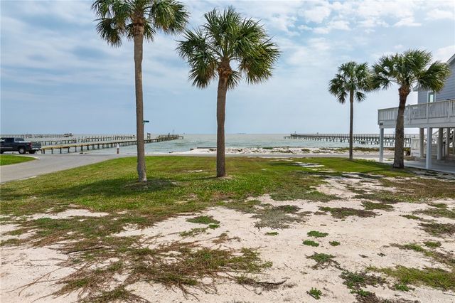 2701 Shell Ridge Road, Rockport, TX 78382