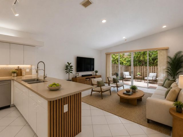 8967 NW 146th Terrace, Miami Lakes, FL 33018