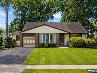 262 Greve Drive, New Milford, NJ 07646
