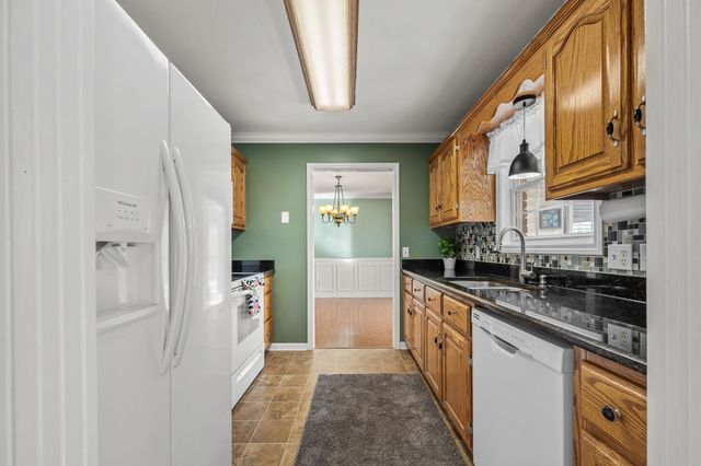 482 OLD SEMINARY RD, Manchester, TN 37355