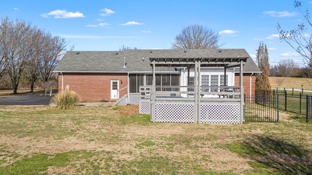 482 OLD SEMINARY RD, Manchester, TN 37355