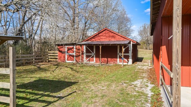 482 OLD SEMINARY RD, Manchester, TN 37355