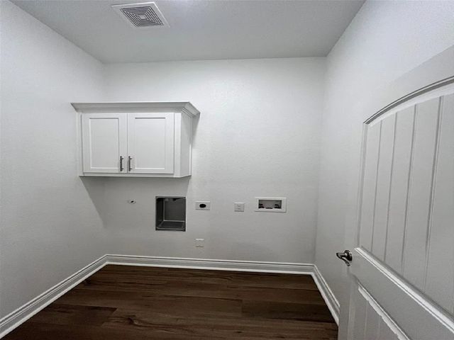 806 Greyson Lane, Greenville, TX 75402