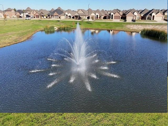 806 Greyson Lane, Greenville, TX 75402