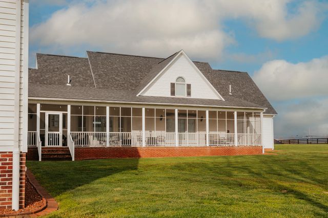 5670 Morehead Road, Flemingsburg, KY 41041