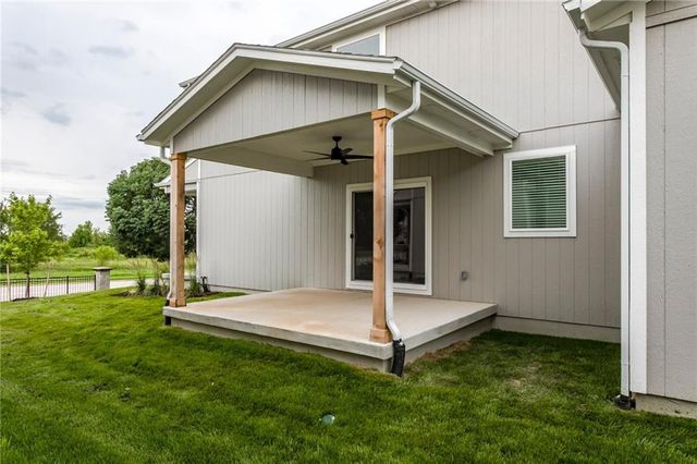 16827 W 164th Terrace, Olathe, KS 66062