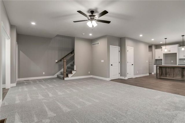 16827 W 164th Terrace, Olathe, KS 66062