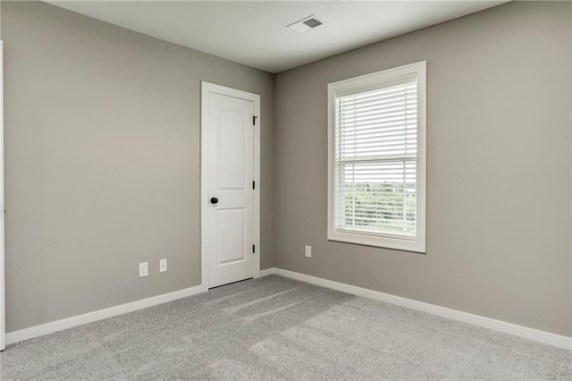 16827 W 164th Terrace, Olathe, KS 66062