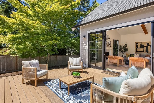 7309 48th Avenue NE, Seattle, WA 98115