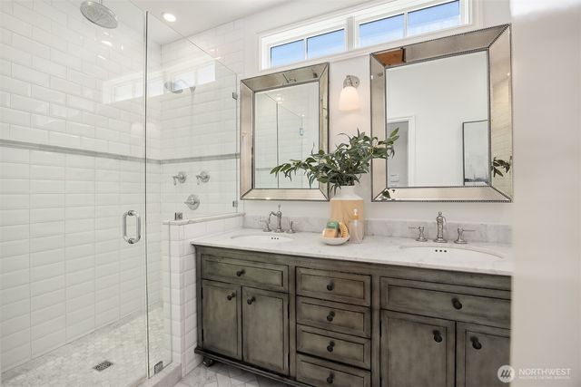 7309 48th Avenue NE, Seattle, WA 98115