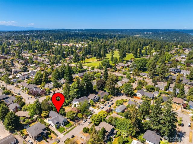 7309 48th Avenue NE, Seattle, WA 98115