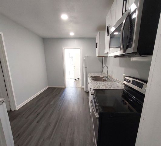 1326 W Sears Street, Denison, TX 75020