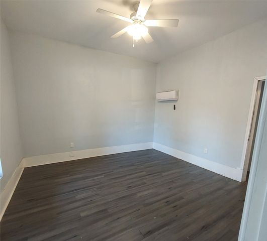 1326 W Sears Street, Denison, TX 75020