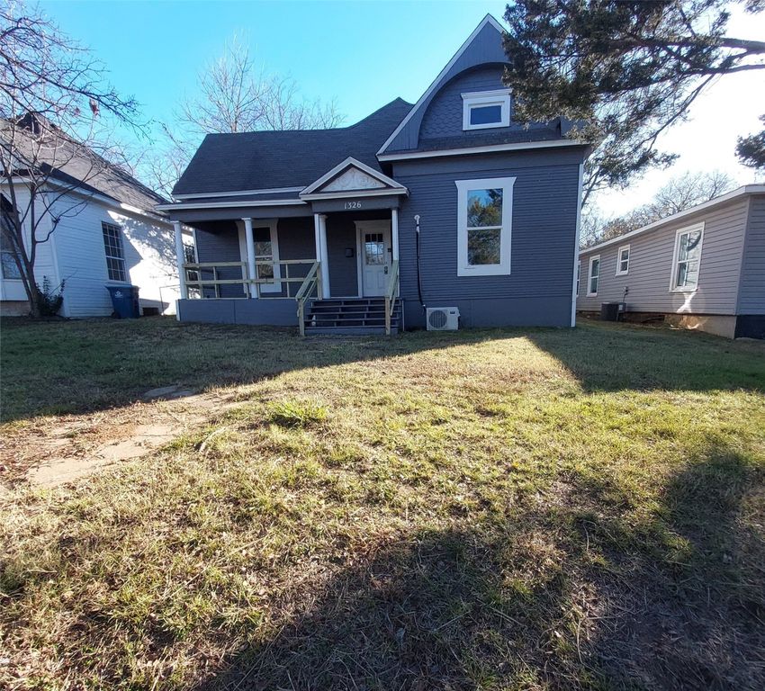 1326 W Sears Street, Denison, TX 75020