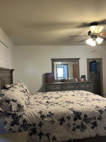 6114 Biscayne AVENUE, Mount Pleasant, WI 53406
