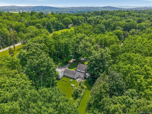 51 Mountainside Road, Warwick, NY 10990