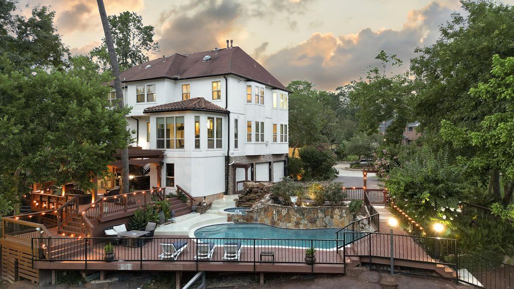 1 Magnolia Bend Drive, Hunters Creek Village, TX 77024
