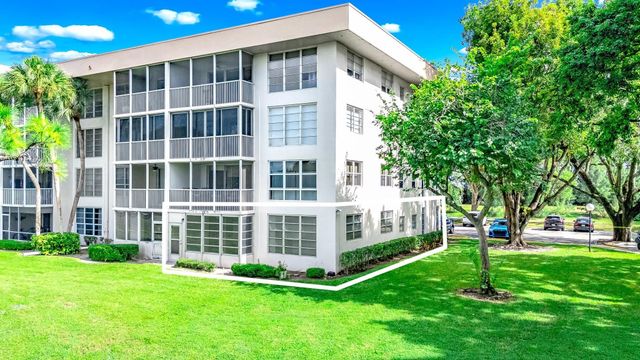 2601 S Course Drive 111, Pompano Beach, FL 33069
