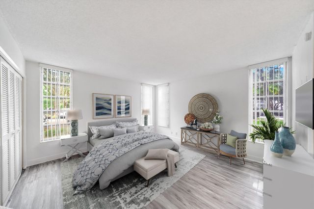 2601 S Course Drive 111, Pompano Beach, FL 33069