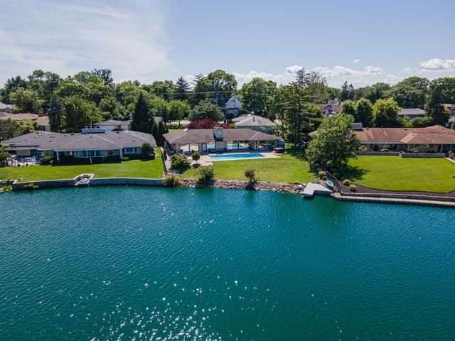 1866 Berry Lane, Des Plaines, IL 60018