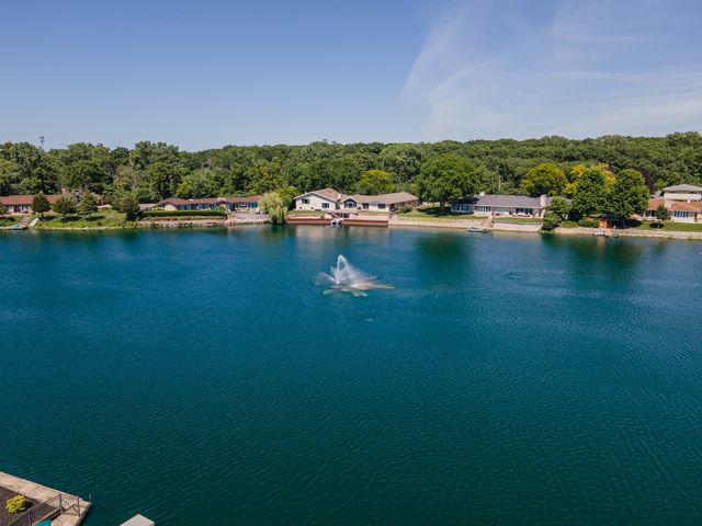 1866 Berry Lane, Des Plaines, IL 60018
