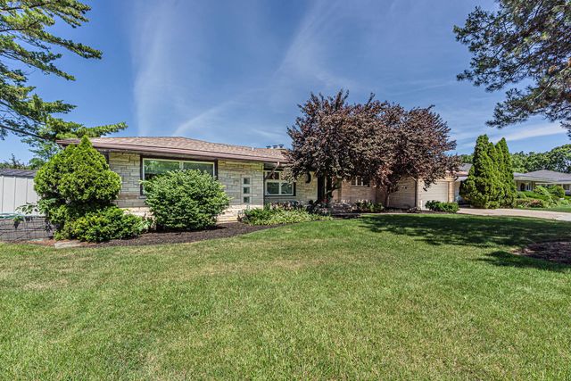 1866 Berry Lane, Des Plaines, IL 60018