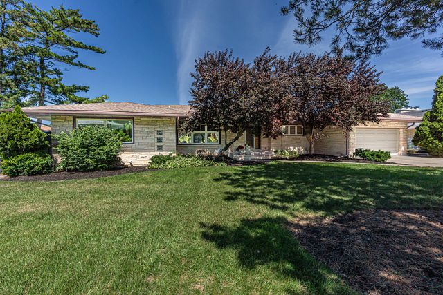 1866 Berry Lane, Des Plaines, IL 60018