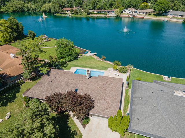 1866 Berry Lane, Des Plaines, IL 60018
