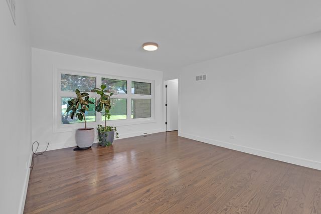 1866 Berry Lane, Des Plaines, IL 60018