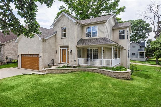 206 S Western Avenue, Bartlett, IL 60103