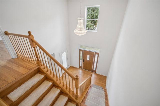 206 S Western Avenue, Bartlett, IL 60103