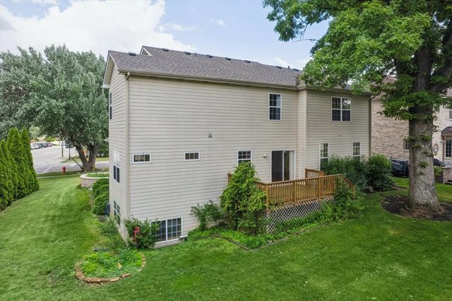 206 S Western Avenue, Bartlett, IL 60103
