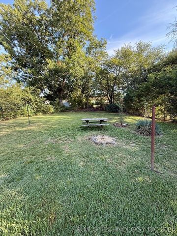 402 Ash Street, Ardmore, OK 73401