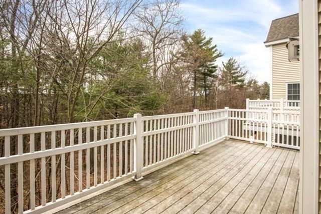 27 Meyer Hill Drive 27, Acton, MA 01720