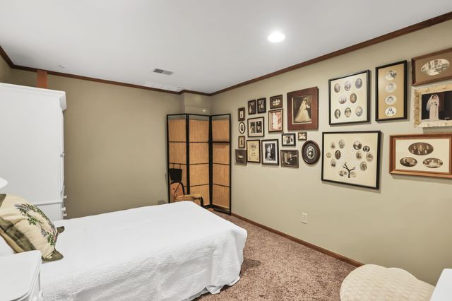 1117 Limberlost Court, Columbus, OH 43235