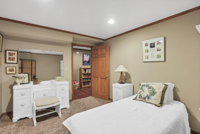 1117 Limberlost Court, Columbus, OH 43235