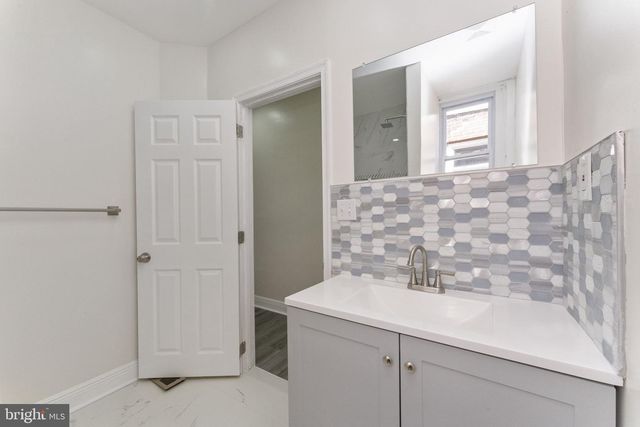 5426 WEBSTER ST, Philadelphia, PA 19143
