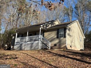 124 Tradewinds Road, Cleveland, GA 30528