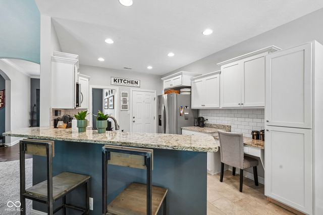 4911 E Daisy Lane, Mooresville, IN 46158