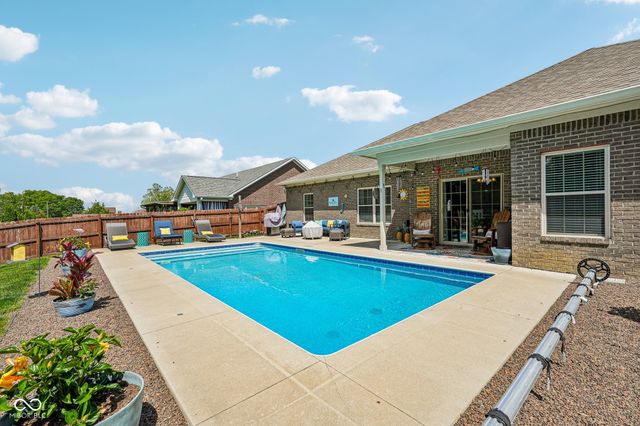 4911 E Daisy Lane, Mooresville, IN 46158