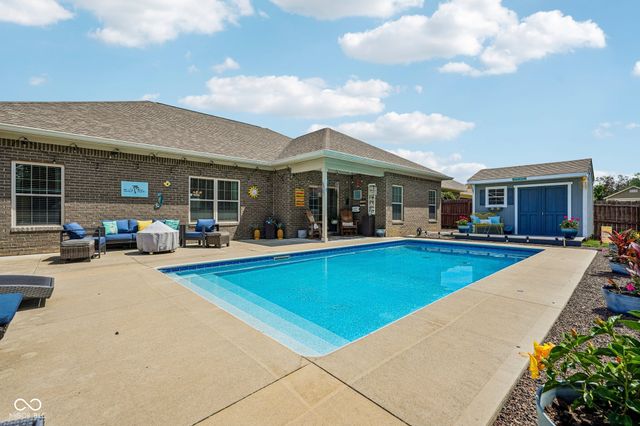 4911 E Daisy Lane, Mooresville, IN 46158