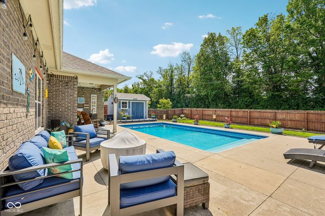 4911 E Daisy Lane, Mooresville, IN 46158