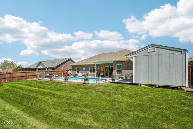 4911 E Daisy Lane, Mooresville, IN 46158