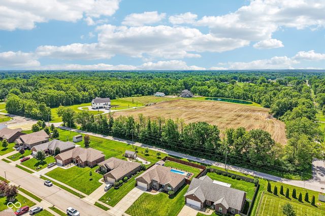 4911 E Daisy Lane, Mooresville, IN 46158