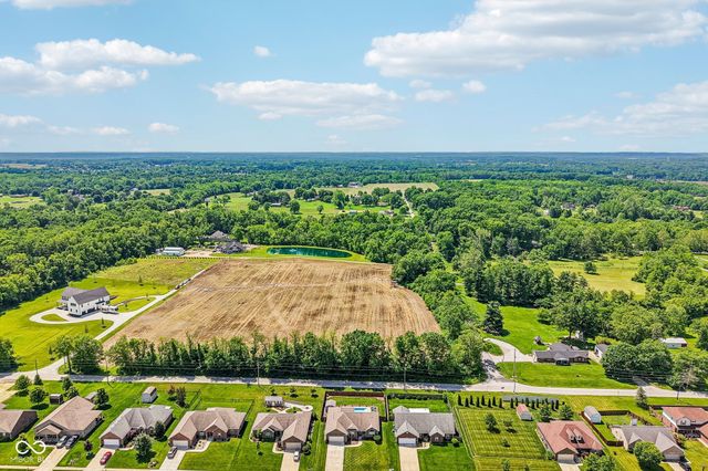 4911 E Daisy Lane, Mooresville, IN 46158