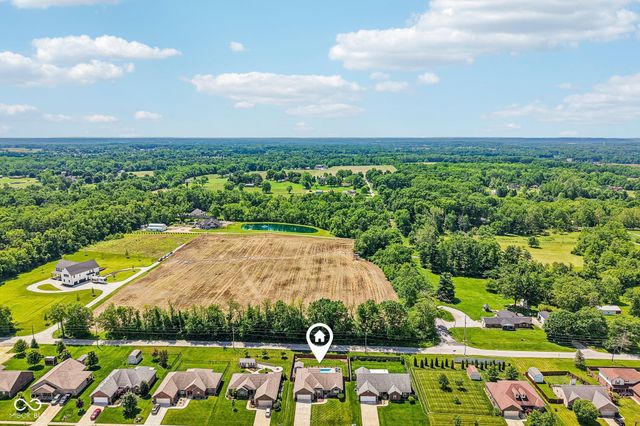 4911 E Daisy Lane, Mooresville, IN 46158